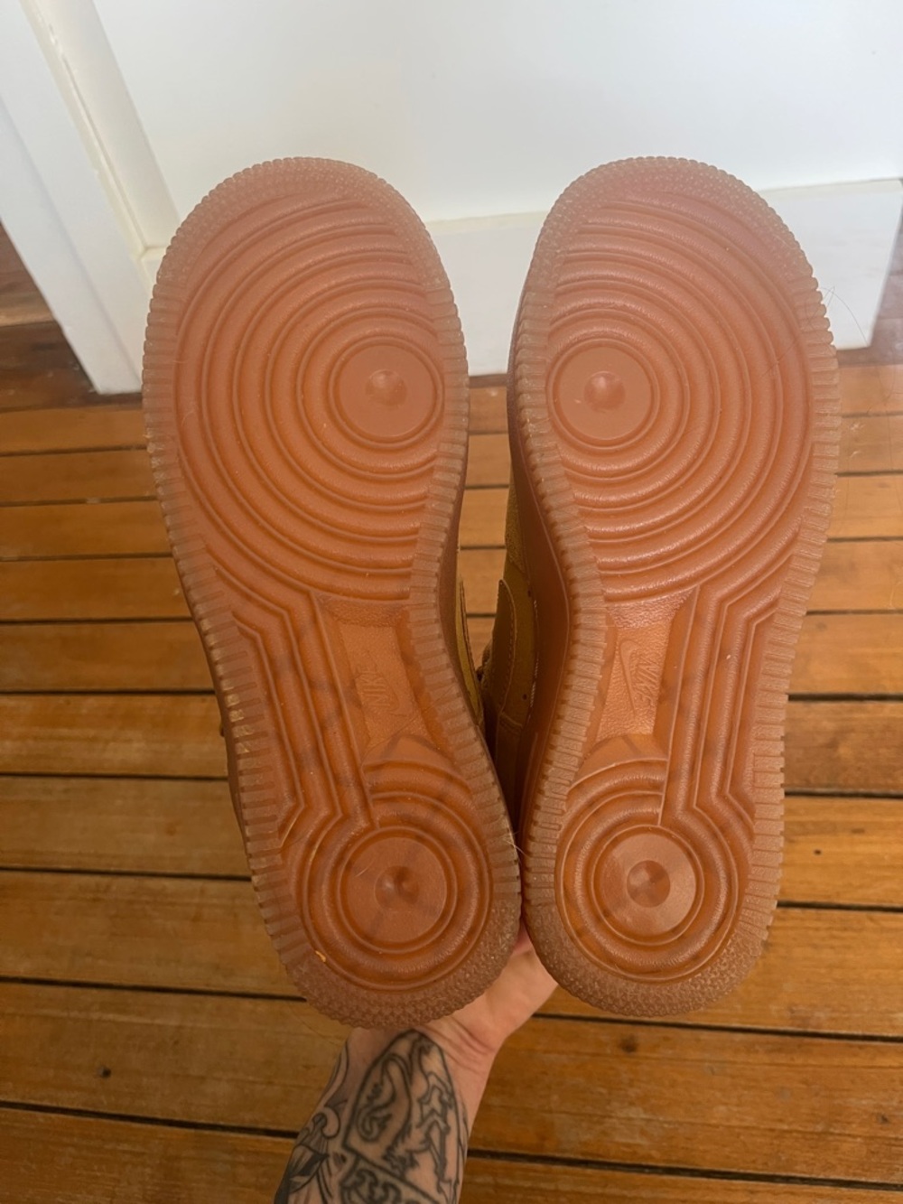Nike Air Sneakers - Picture 5 of 5
